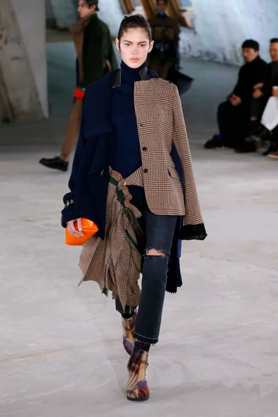 Look 33